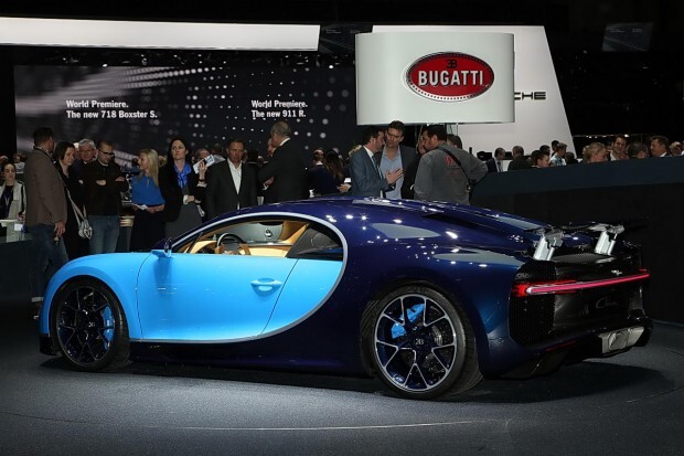 bugatti chiron at geneva motor show
