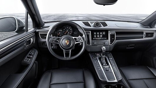 2017 Porsche Macan Interior