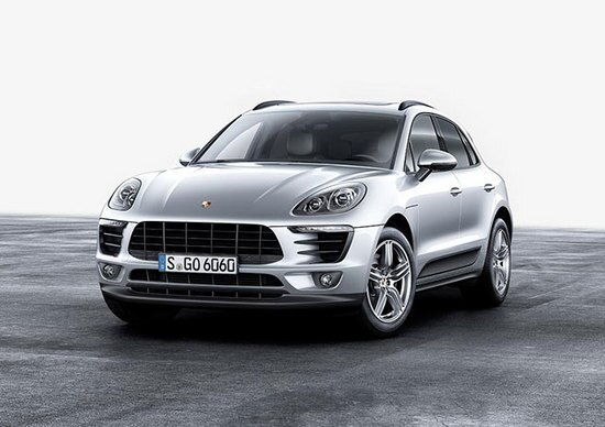 2017 Porsche Macan front angle