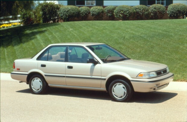 6thGen_Toyota_Corolla_1988_1992_LE