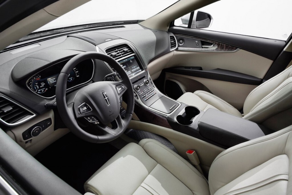 2016-Lincoln-MKX-1