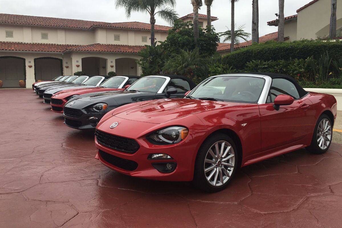 2017_Fiat_124_1