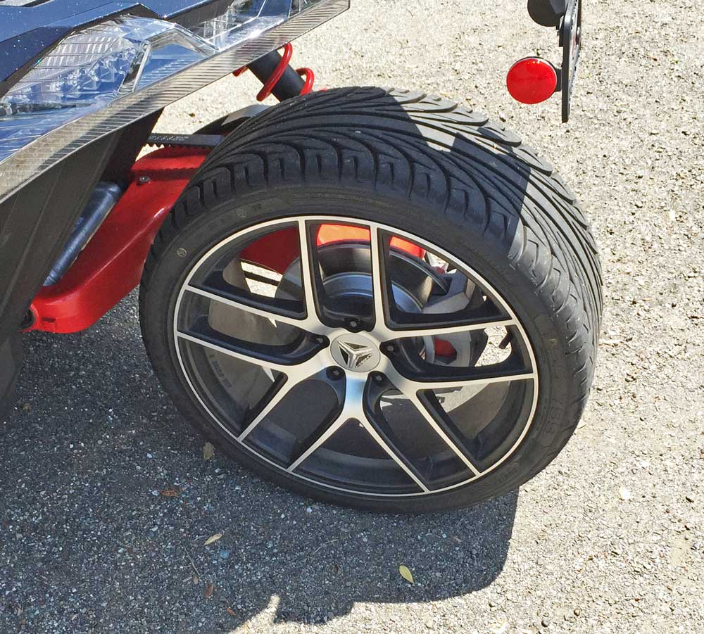 Polaris-Slingshot-RWhl