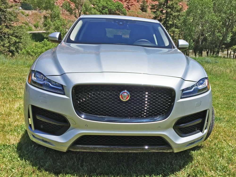 Jaguar-F-Pace--Nose
