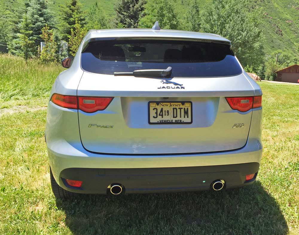 Jaguar-F-Pace-Tail
