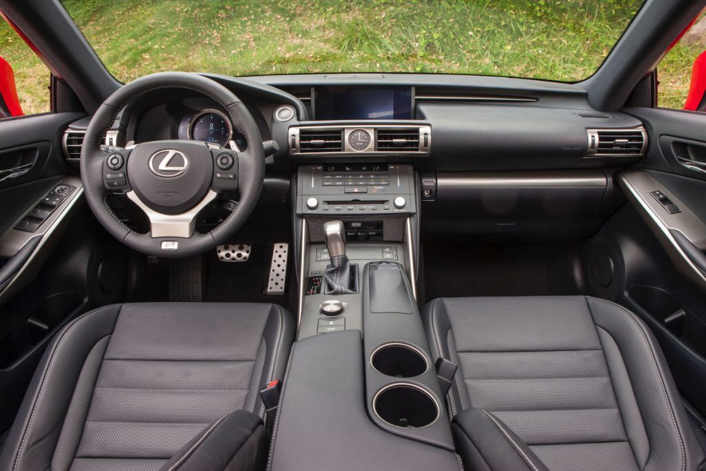 2016 Lexus IS200t F-Sport