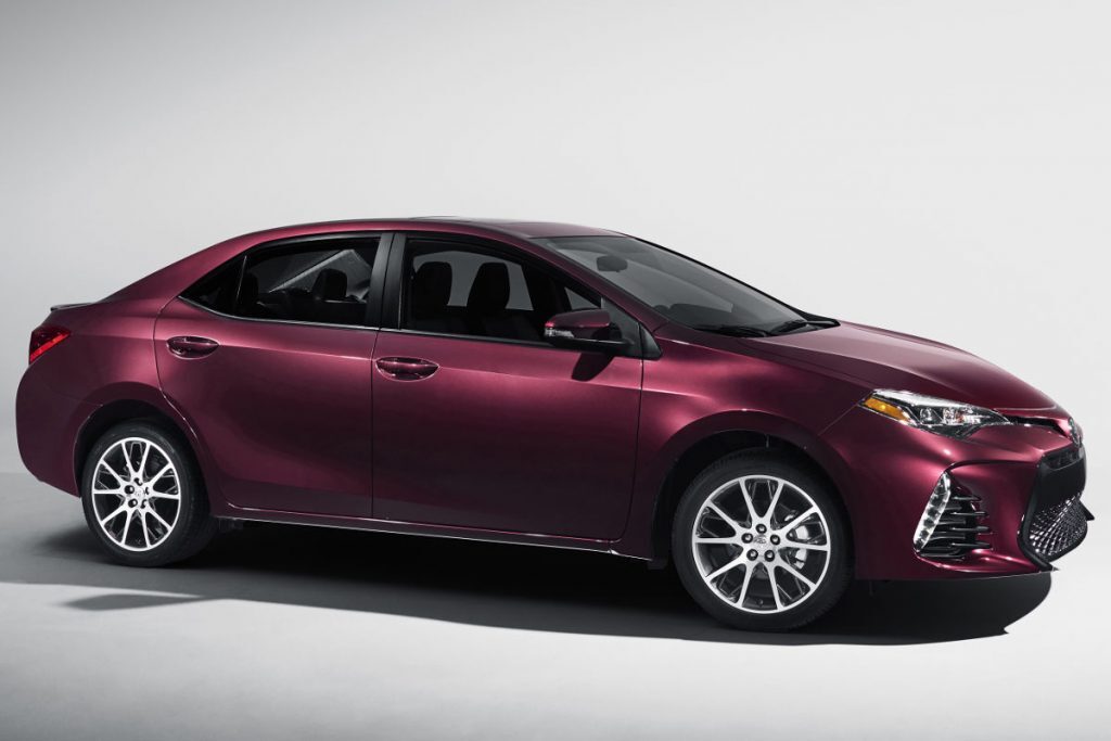 2017_Toyota_Corolla_50th_Anniversary_Special_Edition_3