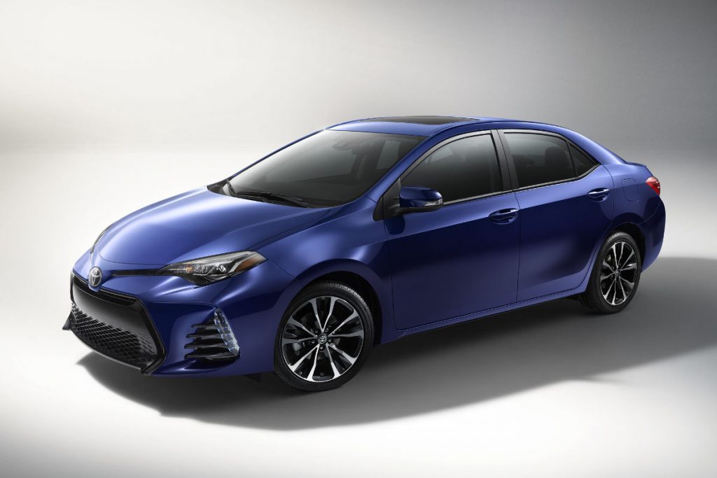 2017_Toyota_Corolla_XSE_1