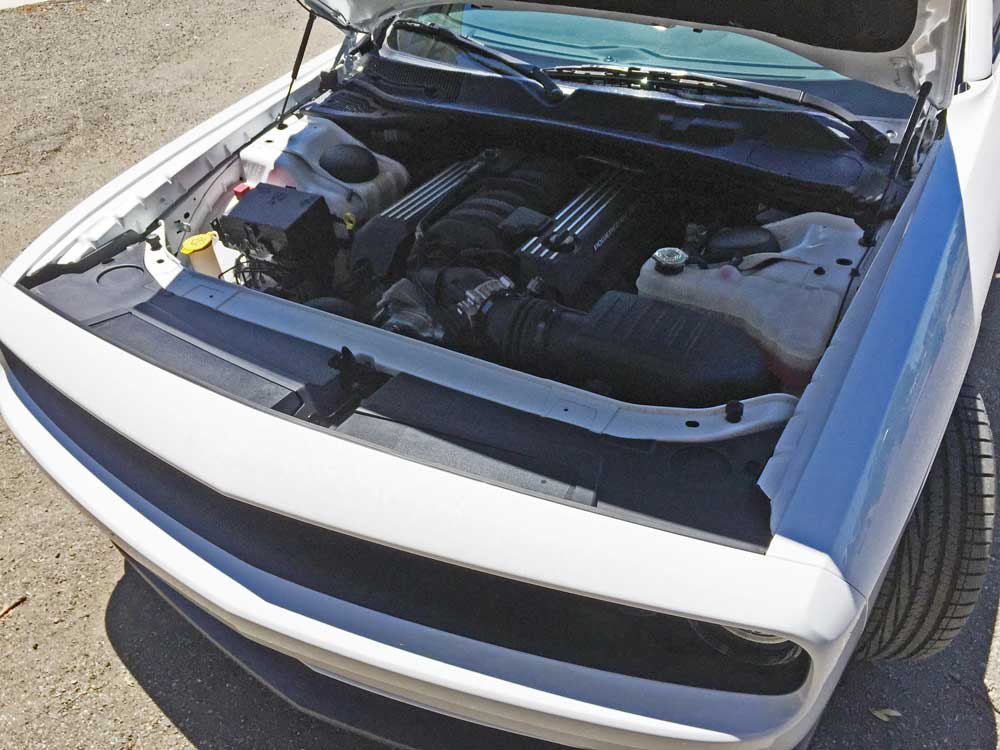 Dodge-Challenger-Scat-Pack-Eng