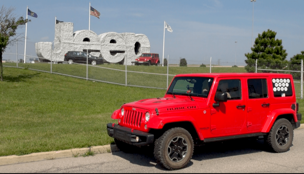 Jeep 2 vs 4 door picture