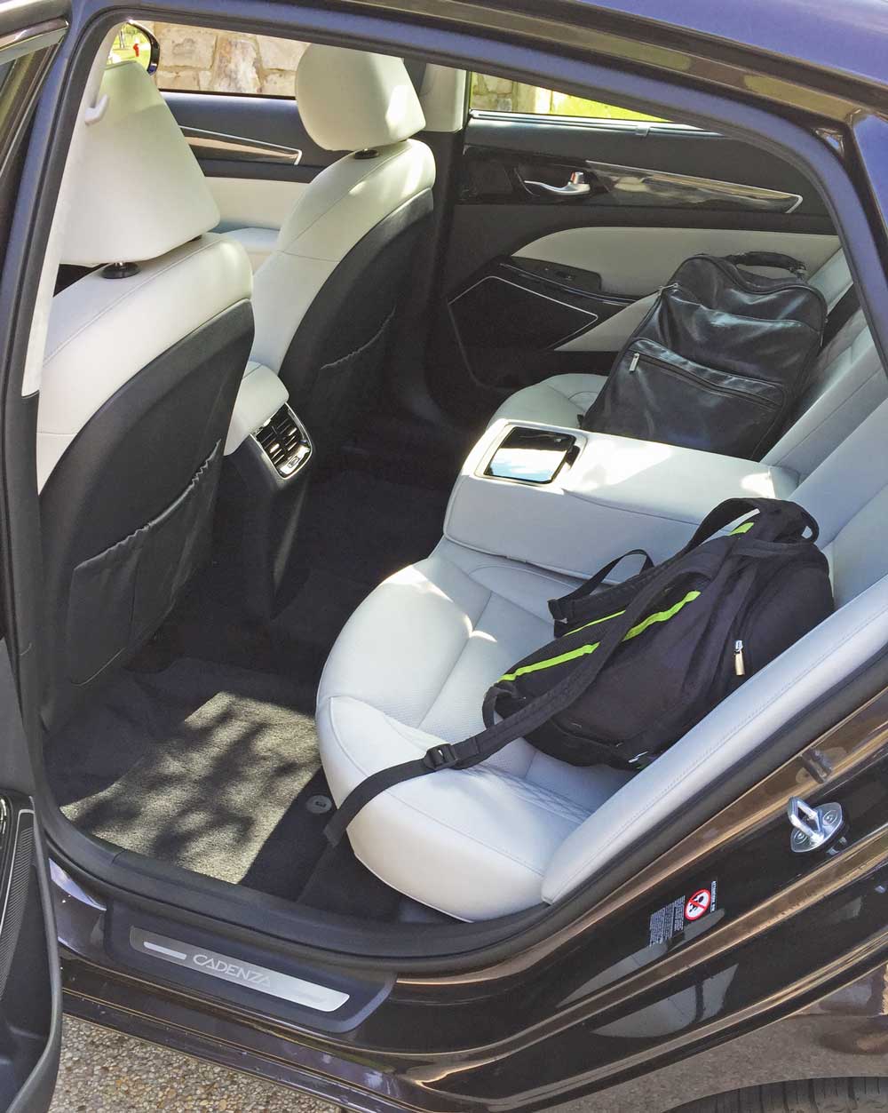 kia-cadenza-rint