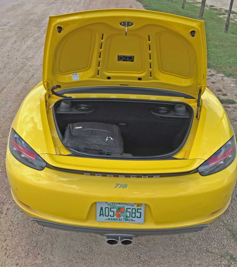 porsche-718-boxster-trnk