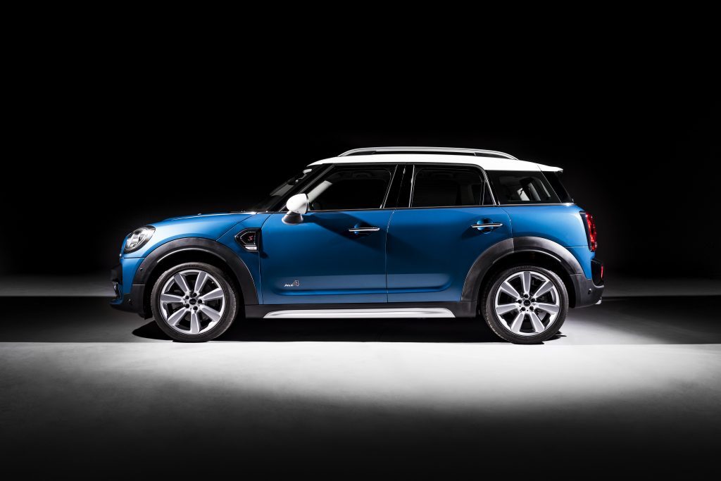 Mini Countryman profile