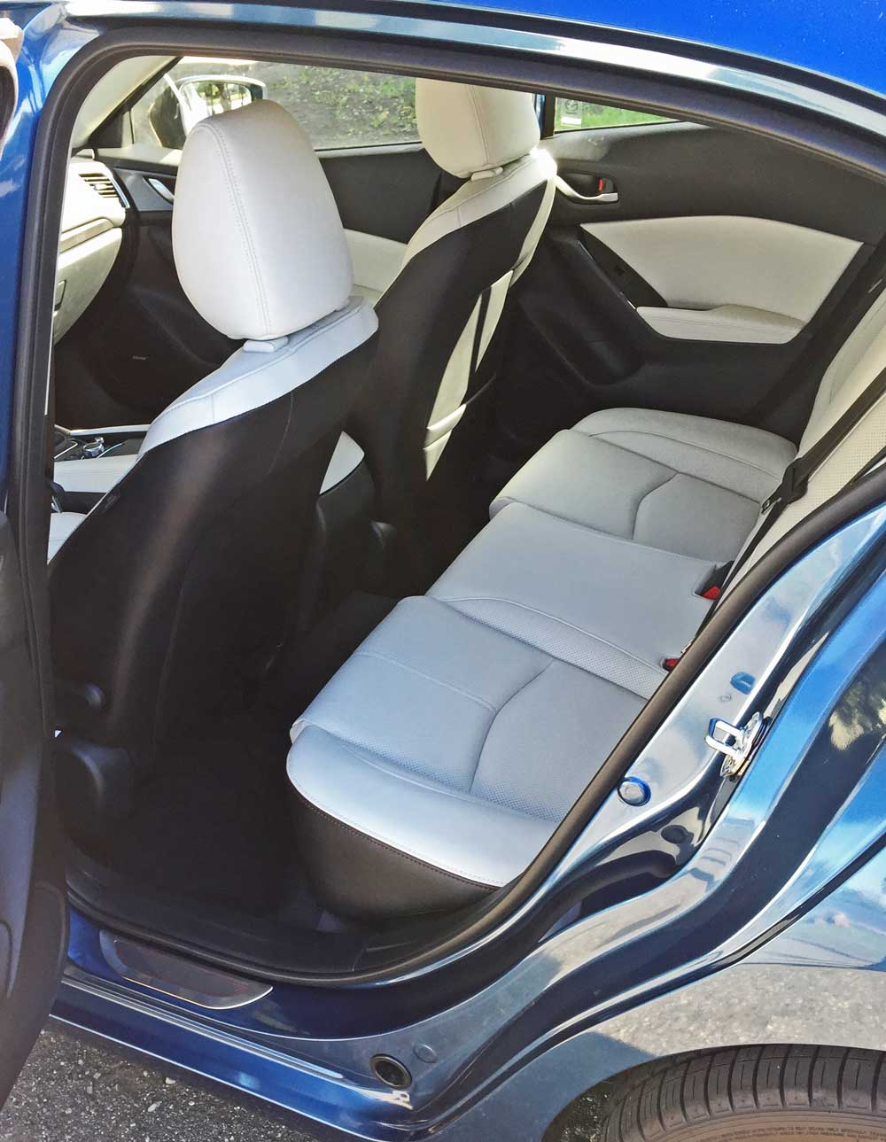 mazda3-gt-rint