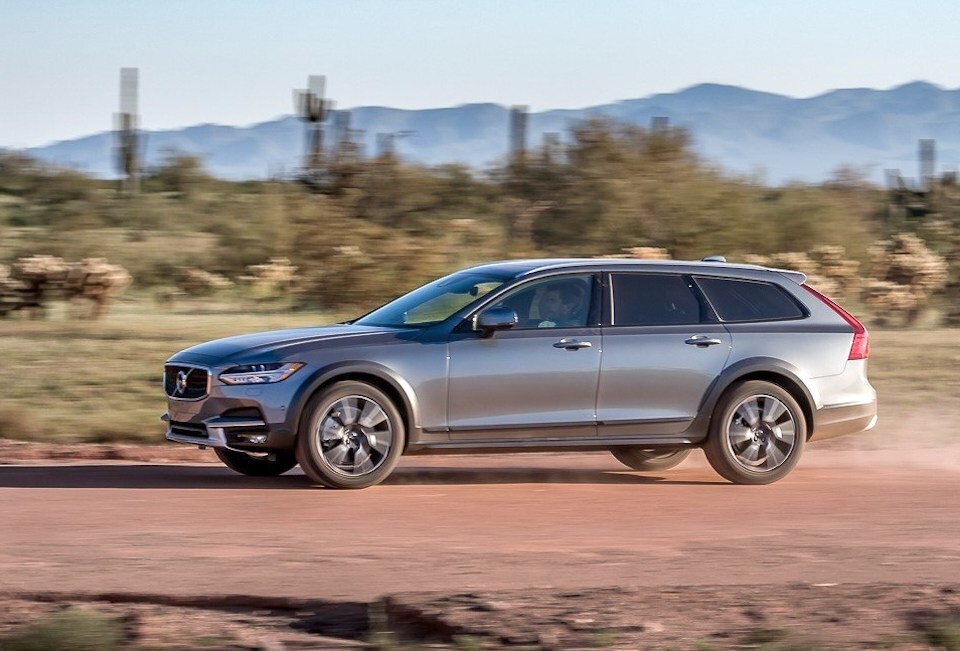 2018 2017 volvo cross country v90 crossover wagon