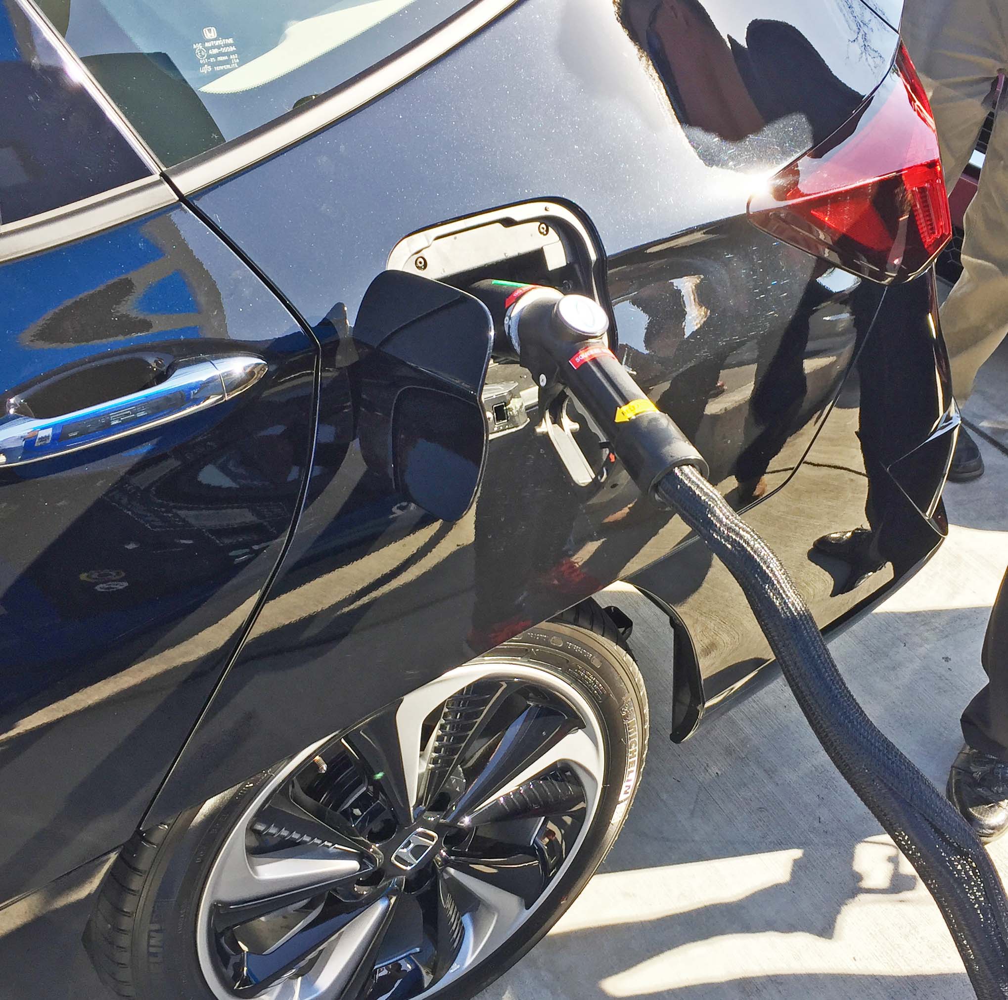 Honda Clarity Fuel Cell Port