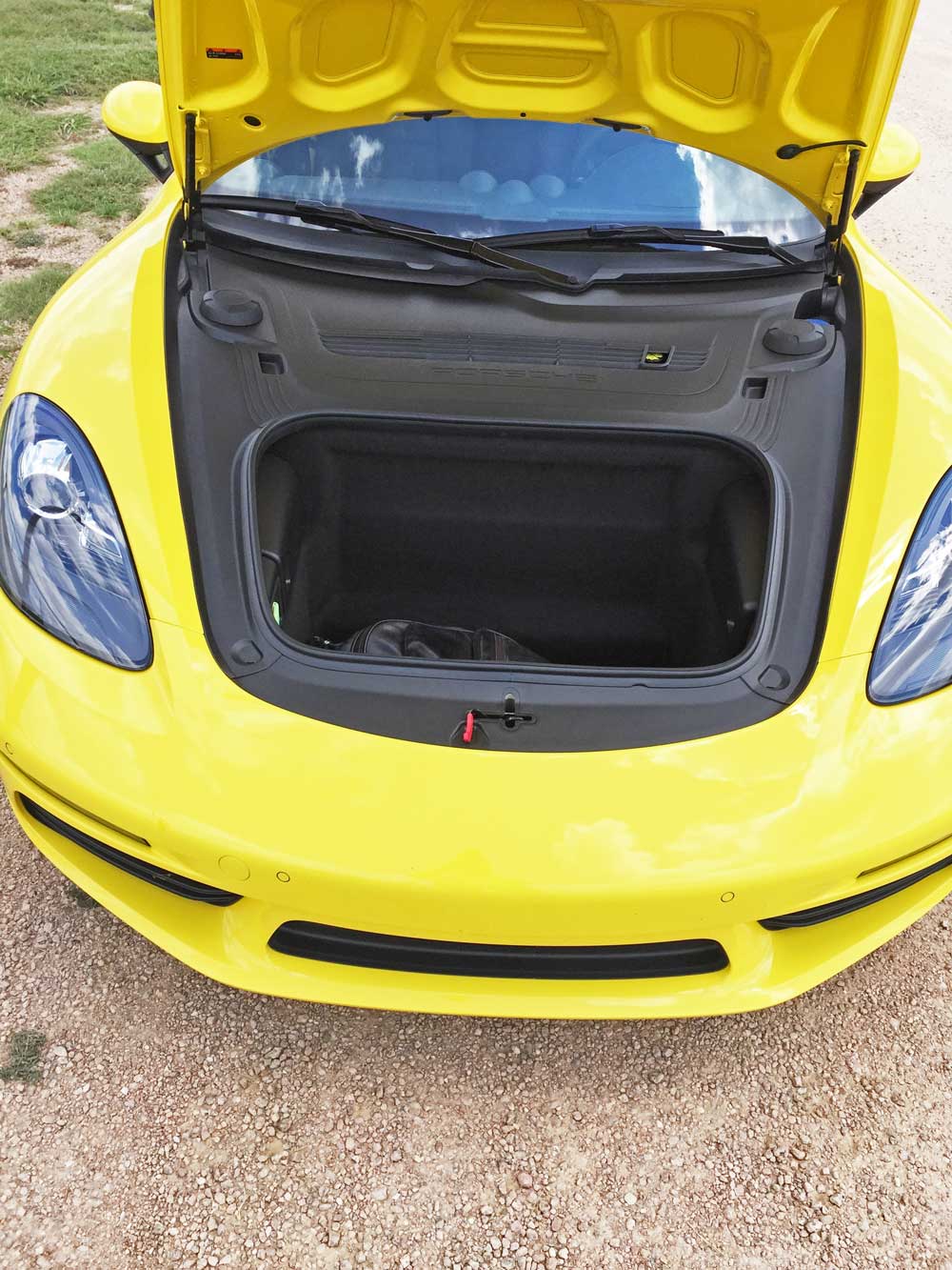 Porsche-718-Cayman-Boot