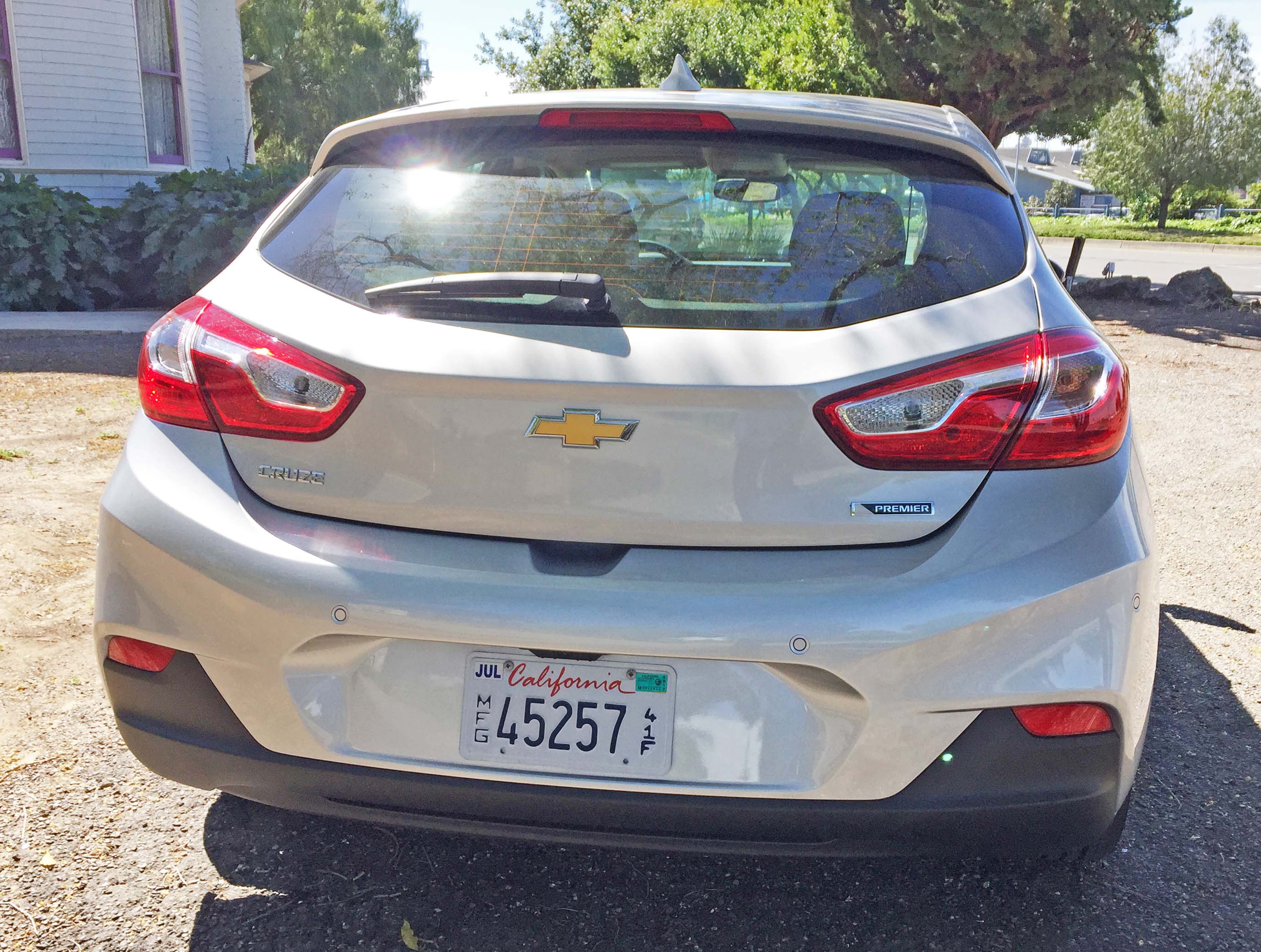 Chevy Cruze Hatch Tail