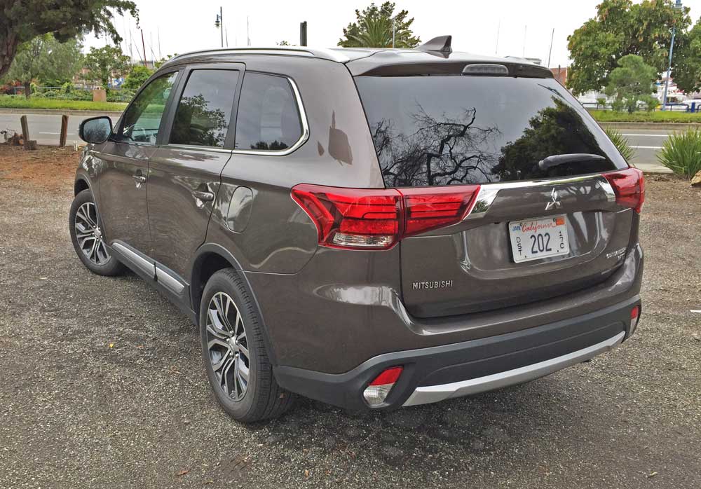 Mitsubishi-Outlander-GT-LSD