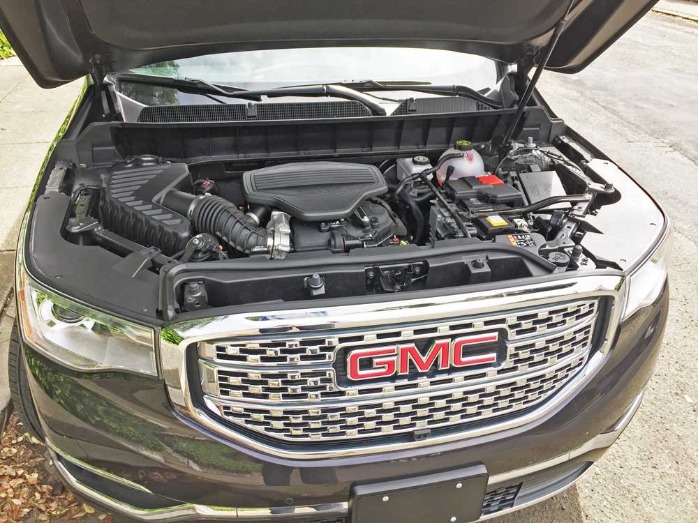 GMC-Acadia-Denali-Engine