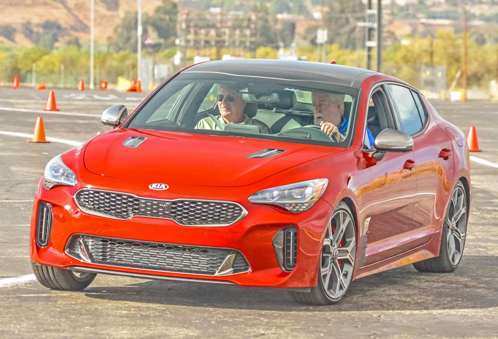 Kia-Stinger-GT2-AC