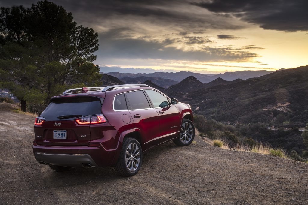Jeep Quietly Drops Its Top-End Cherokee Overland From The Lineup 