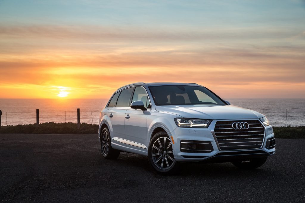 2018 Audi Q7 - Best Midsize SUV for Towing 5,000 pounds