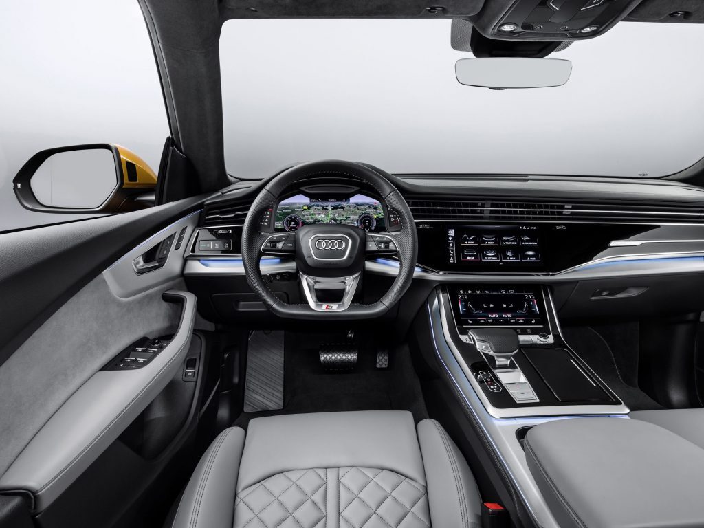 Audi Q8 revealed in China