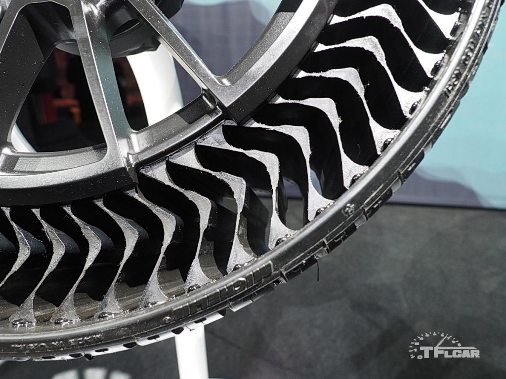 Close up view of Michelin Uptis Prototype airless tire spokes