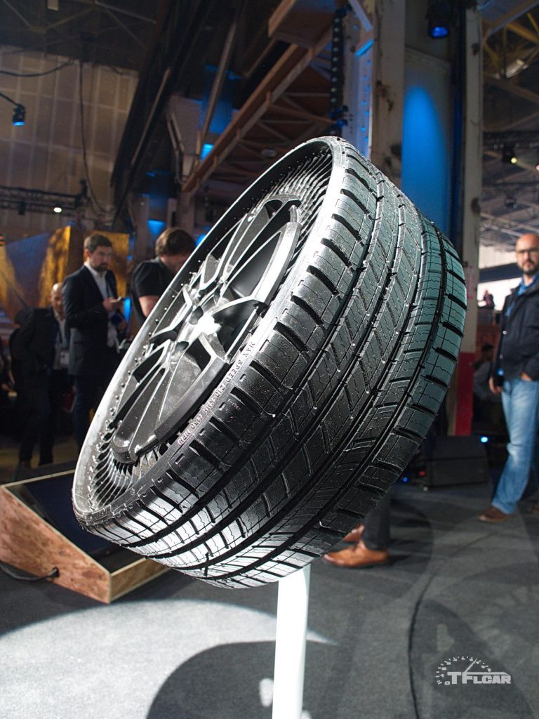 Michelin Uptis Prototype airless tire