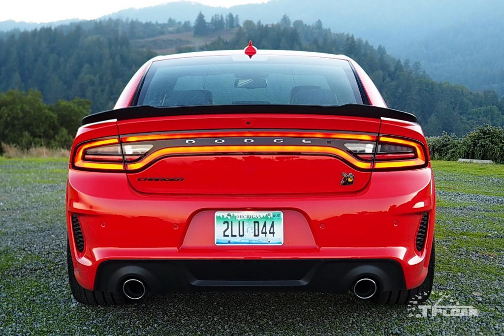 rear view 2020 dodge charger scat pack widebody