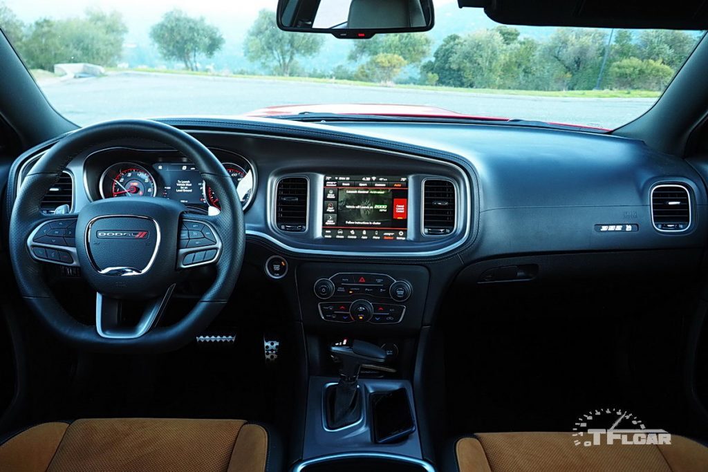 interior 2020 dodge charger scat pack
