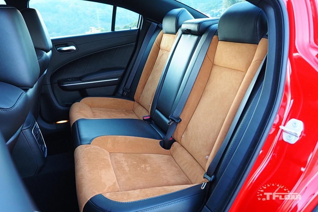 rear seats 2020 dodge charger scat pack