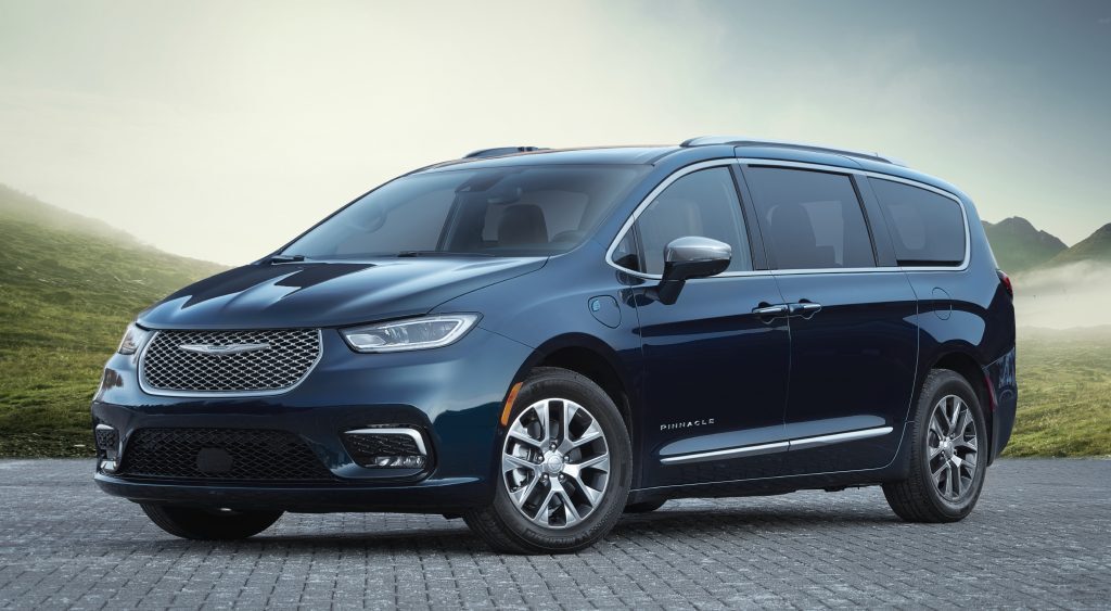 The 2021 Chrysler Pacifica Challenges The Toyota Sienna With All-Wheel Drive Option, Adds New Luxury 'Pinnacle' Trim