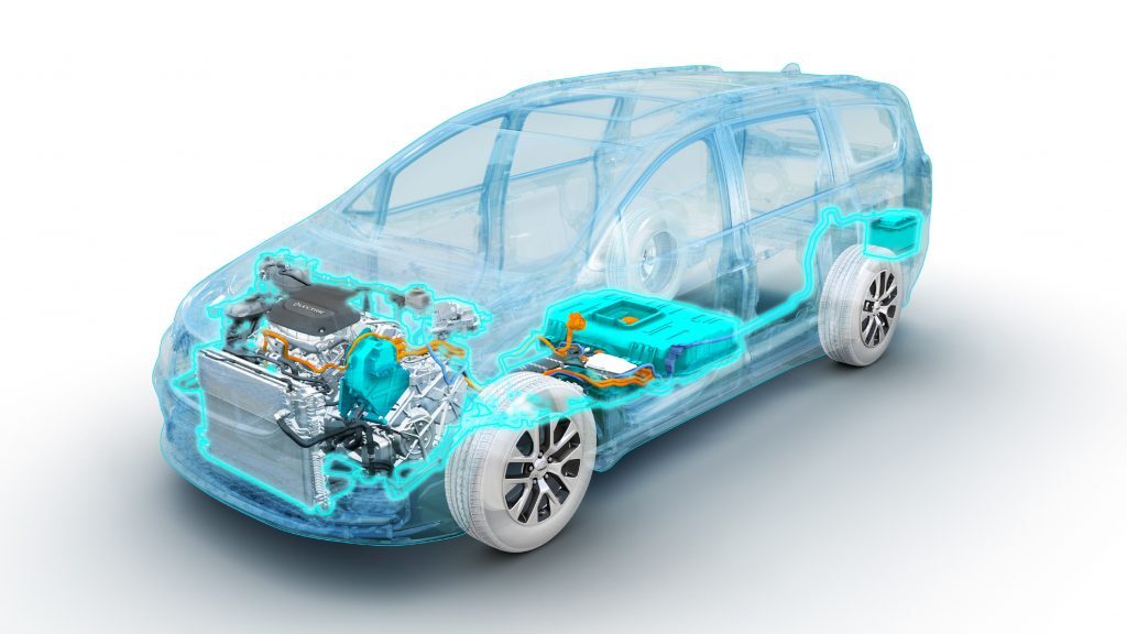 The 2021 Chrysler Pacifica Challenges The Toyota Sienna With All-Wheel Drive Option, Adds New Luxury 'Pinnacle' Trim