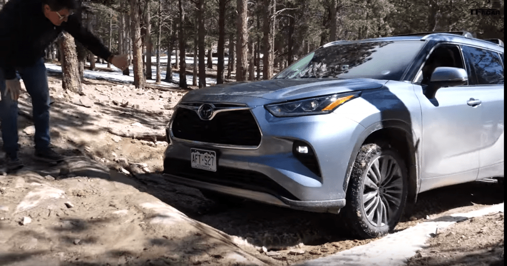 Highlander approach angle