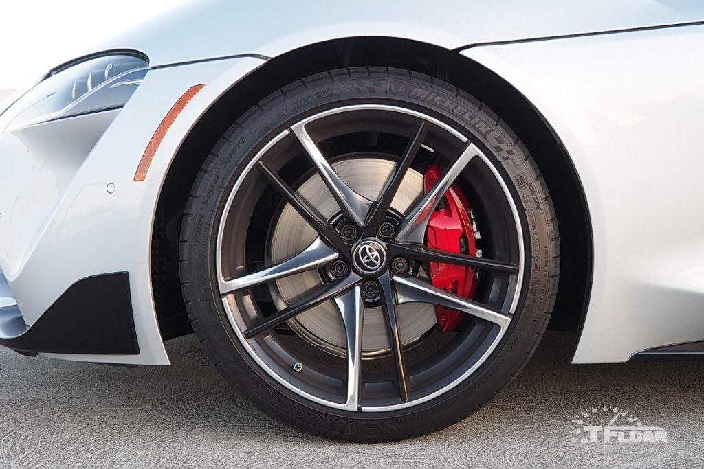 18-inch aluminum alloy wheel, michelin tire