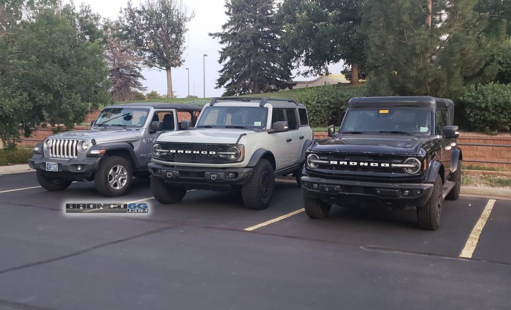 Here's A Better Look At How The 2021 Ford Bronco Physically Compares To The Jeep Wrangler