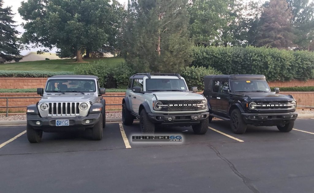 Here's A Better Look At How The 2021 Ford Bronco Physically Compares To The Jeep Wrangler