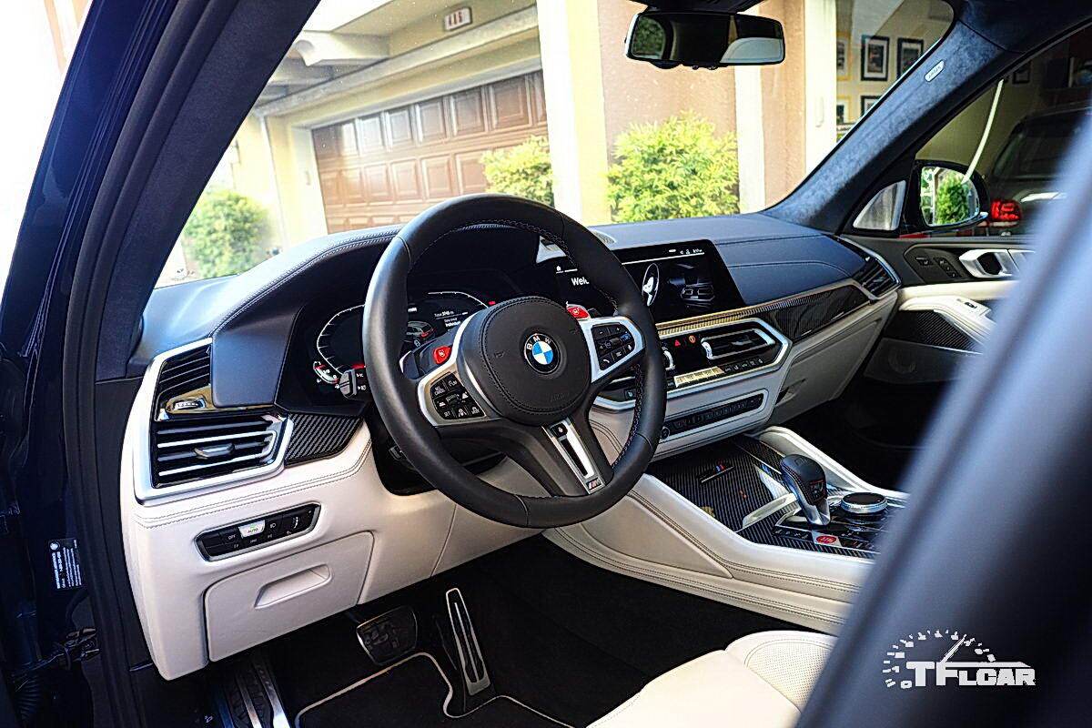 driver cockpit 2020 BMW X5 M