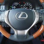 2015 Lexus ES 300h steering wheel controls