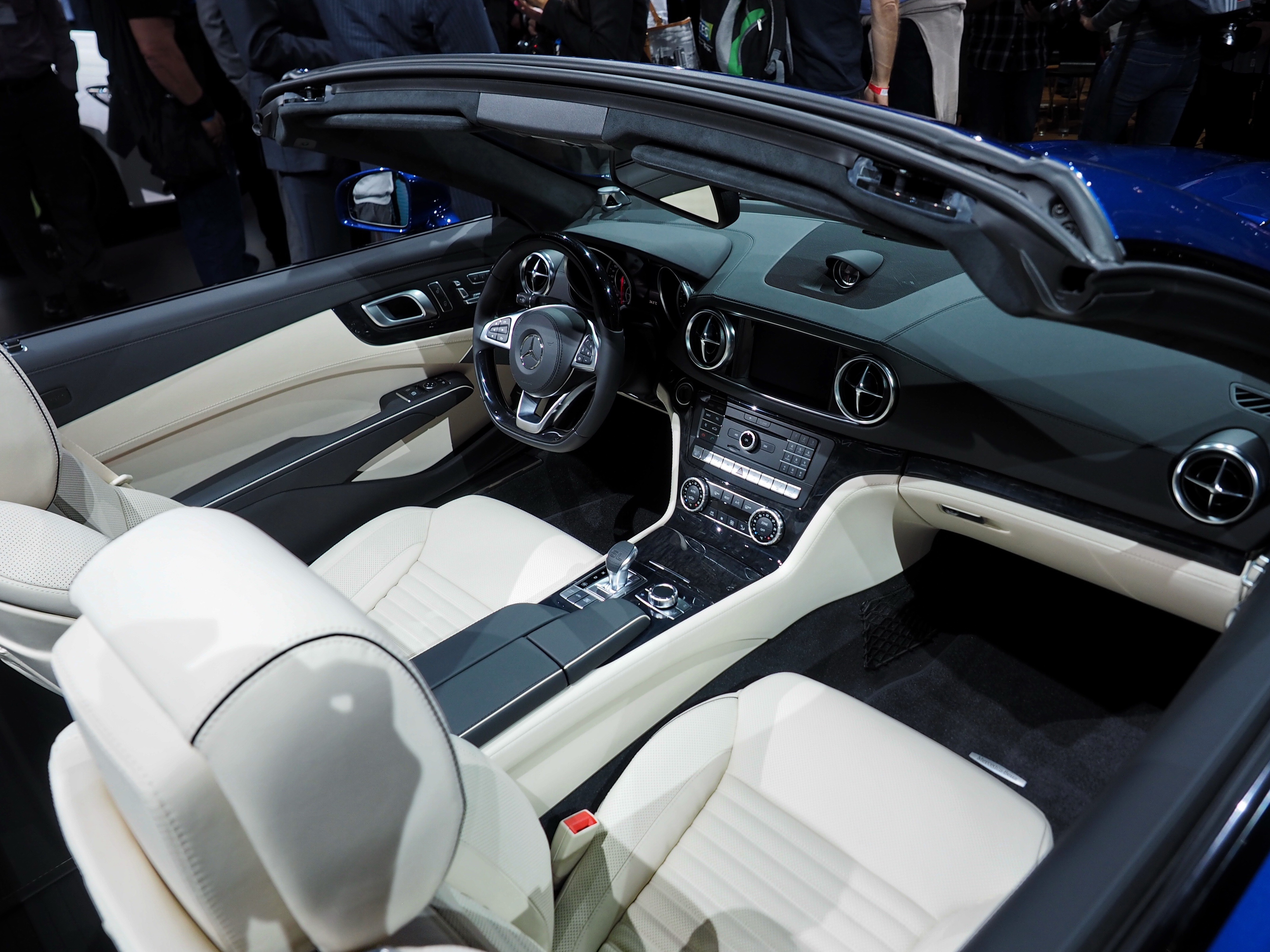 2017 Mercedes-Benz SL 550 Cabriolet