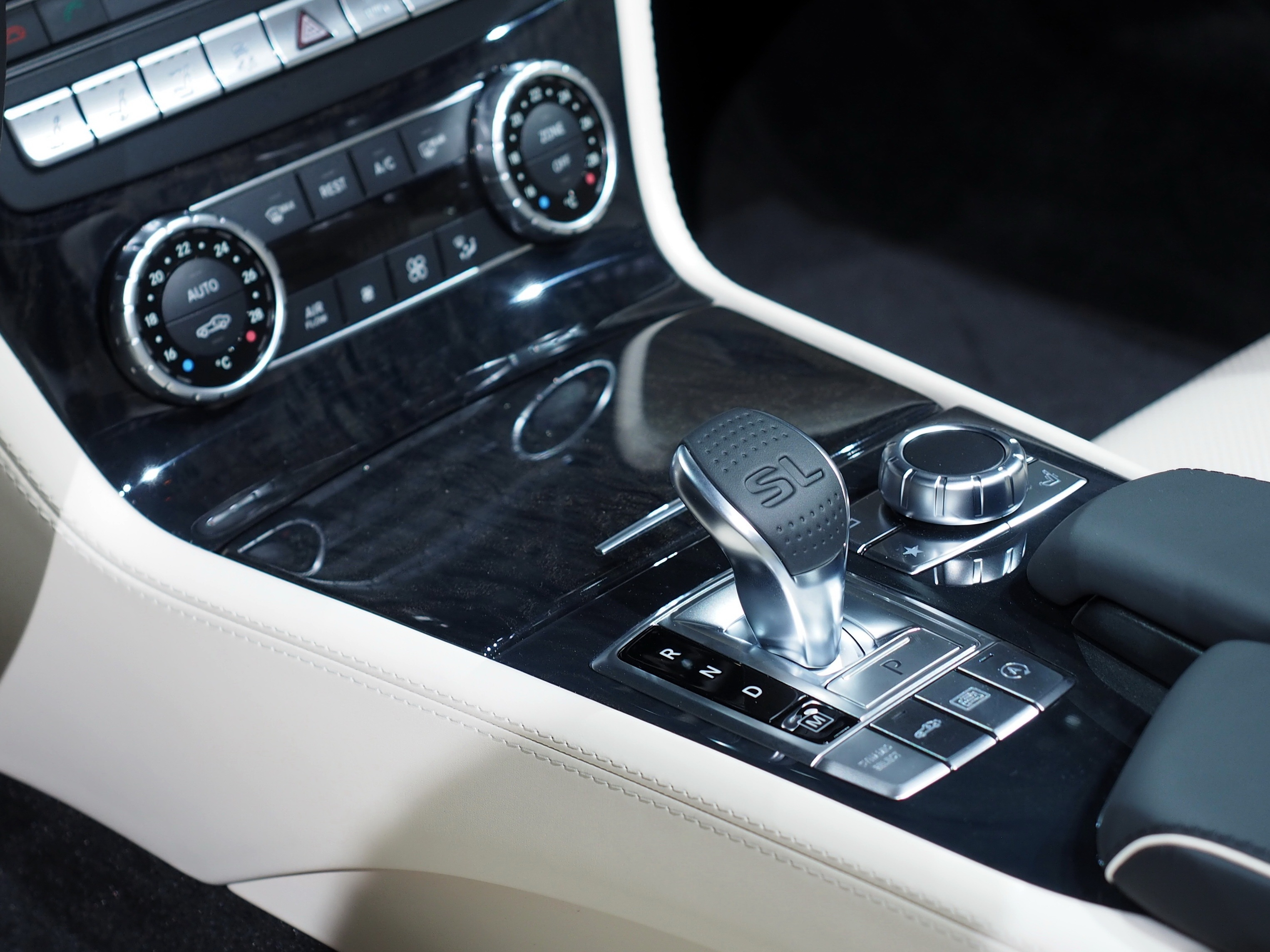 2017 Mercedes-Benz SL 550 Cabriolet