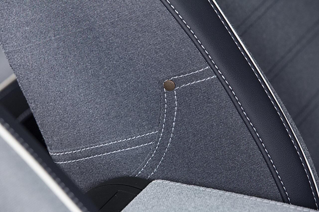2016 VW Beetle Denim detail