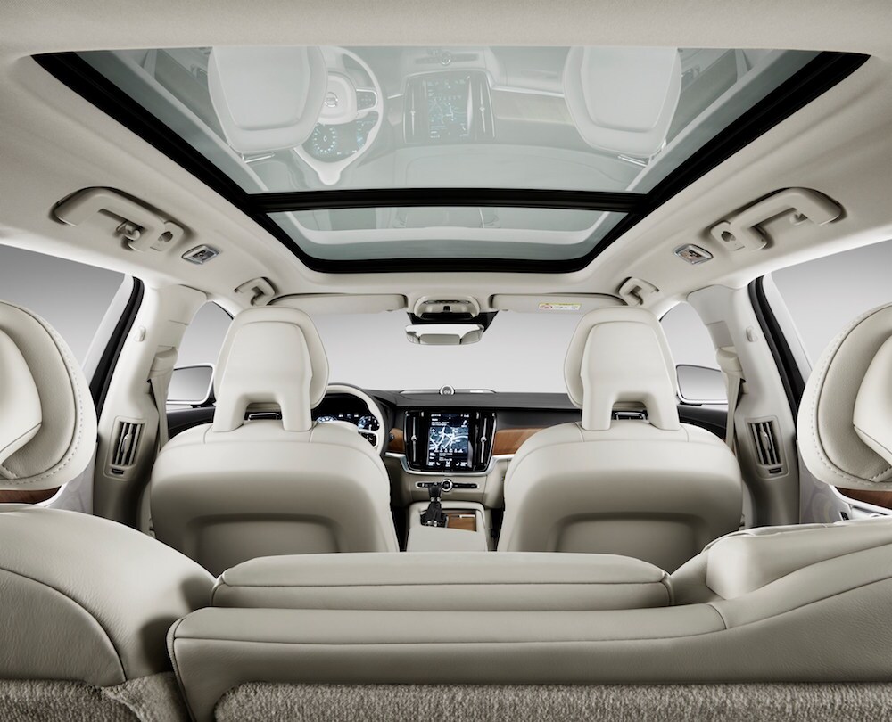 Volvo V90 Studio Interior