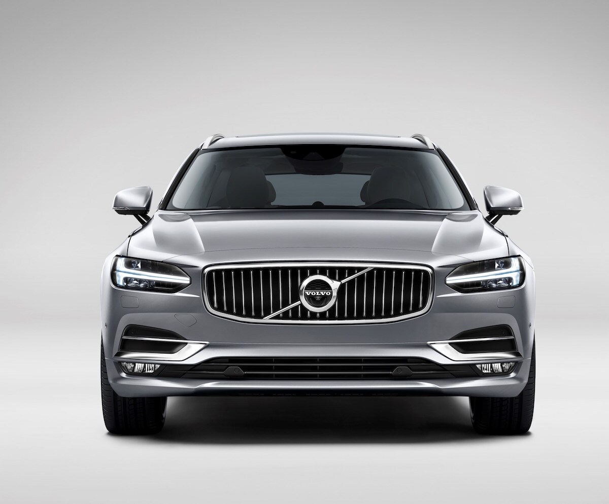 Volvo V90 Studio Front