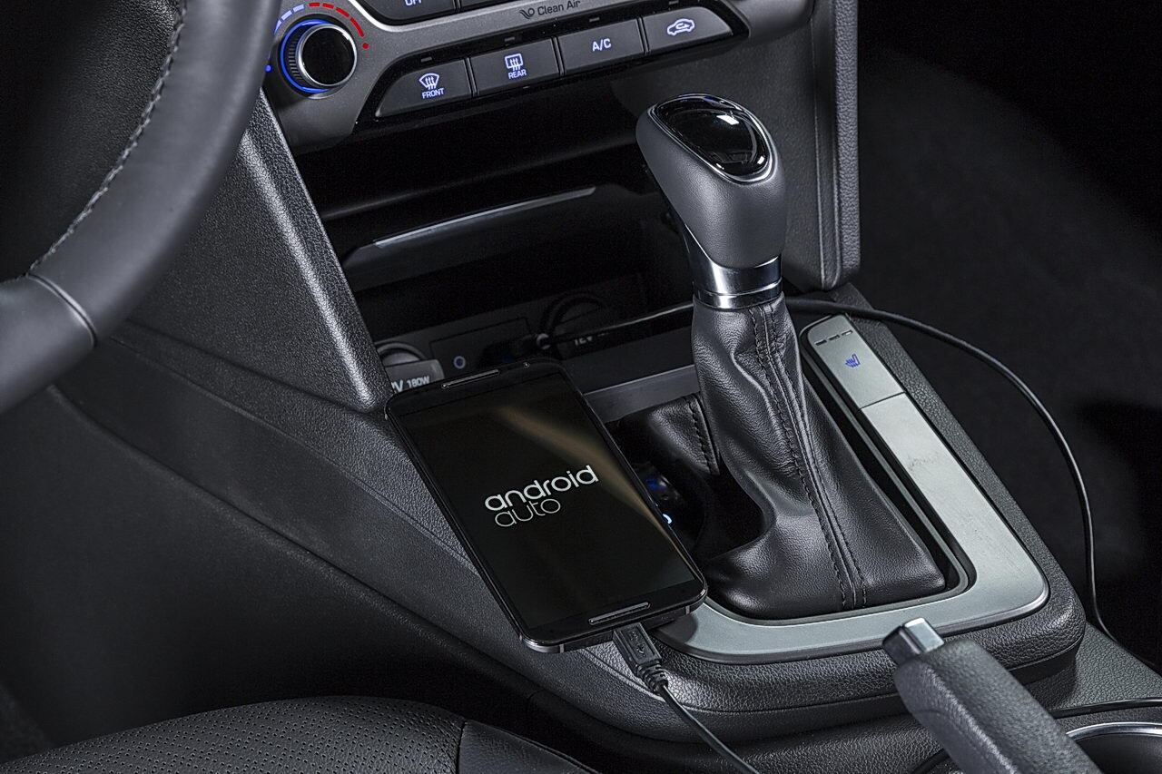 2017 Hyundai Elantra android auto ready