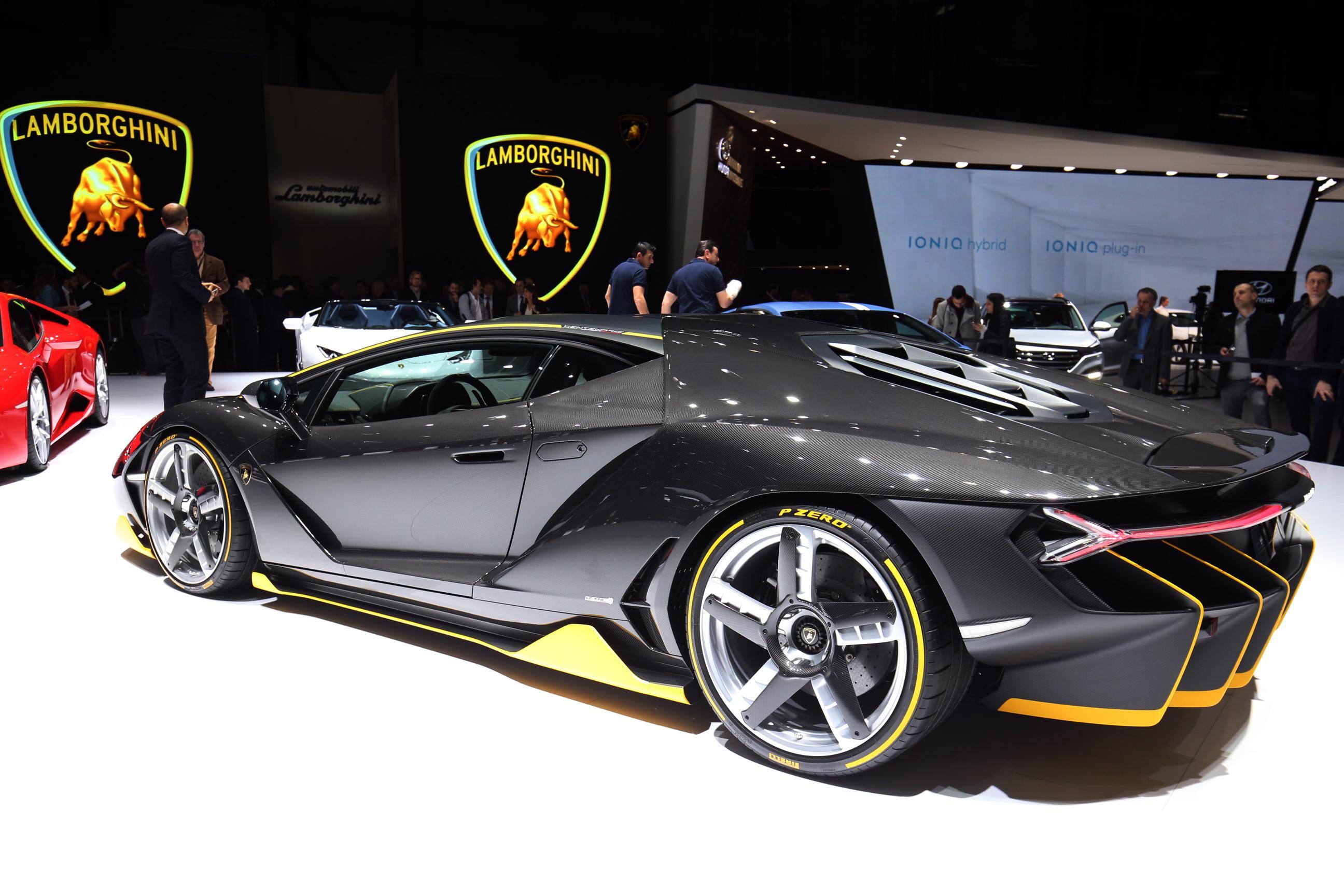 Lamborghini Centenario rear 3/4