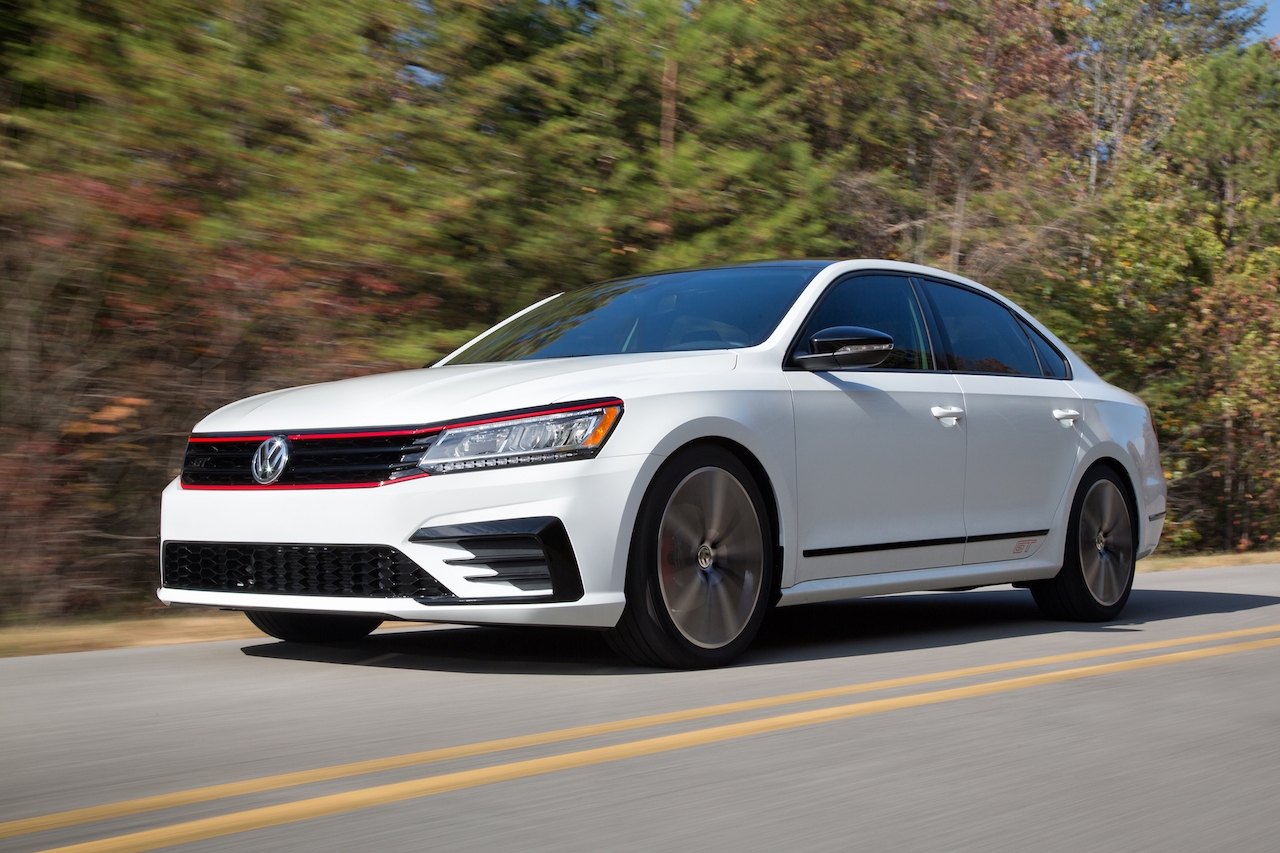 Volkswagen Dropping Most Trims and V6 from 2019 Passat