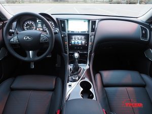 2017 Infiniti Q50 interior